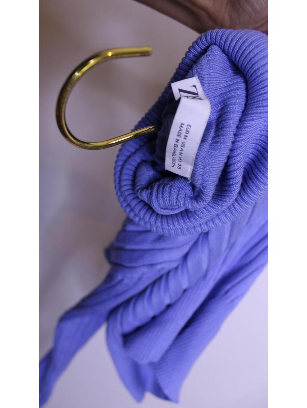 Zara Knit Periwinkle Ribbed Turtle Neck - Medium - Picture 3 of 3